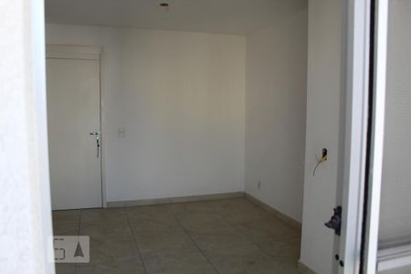 Sala de apartamento para alugar com 2 quartos, 51m² em Recreio dos Bandeirantes, Rio de Janeiro