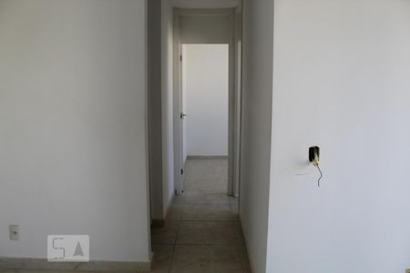 Corredor de apartamento para alugar com 2 quartos, 51m² em Recreio dos Bandeirantes, Rio de Janeiro
