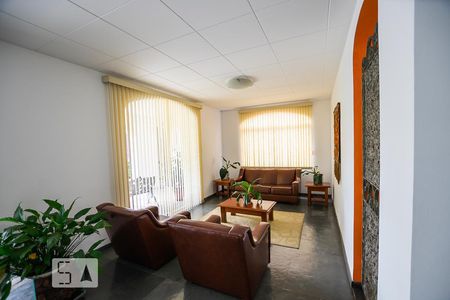 Apartamento para alugar com 78m², 2 quartos e 1 vagaHall social