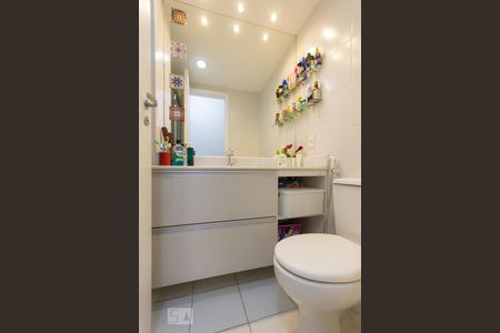 Banheiro Social 1 (1º andar) de apartamento à venda com 2 quartos, 125m² em Freguesia (jacarepaguá), Rio de Janeiro