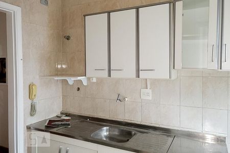Cozinha de apartamento para alugar com 2 quartos, 69m² em Cidade Monções, São Paulo