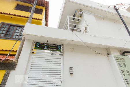 Fachada de kitnet/studio para alugar com 1 quarto, 25m² em Jacarepaguá, Rio de Janeiro