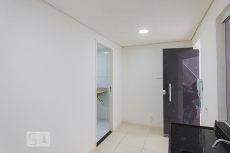 Cozinha de kitnet/studio para alugar com 1 quarto, 25m² em Jacarepaguá, Rio de Janeiro
