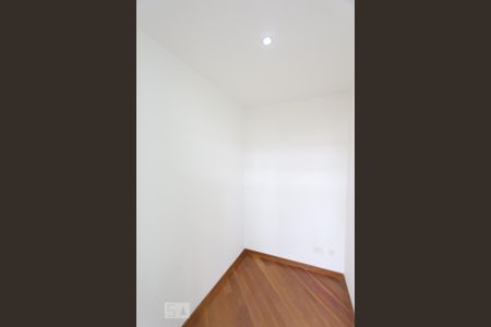 Apartamento à venda com 140m², 4 quartos e 2 vagasQuarto de serviço