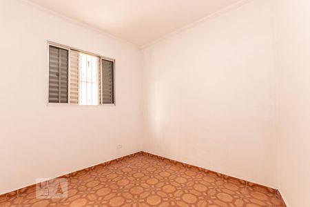 Quarto 3 de casa para alugar com 3 quartos, 100m² em Vila Marieta, São Paulo