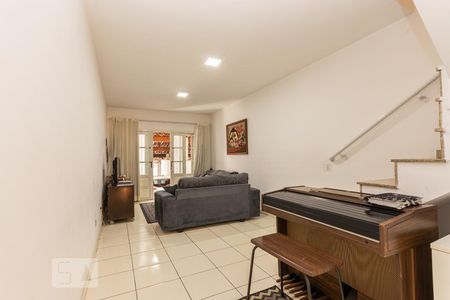 Sala de casa para alugar com 3 quartos, 240m² em Parque Artur Alvim, São Paulo