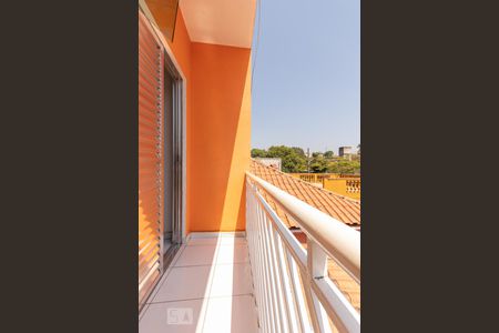 Casa à venda com 240m², 3 quartos e sem vagaSacada suíte 