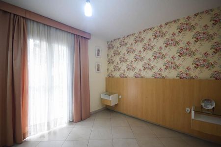 Casa à venda com 150m², 3 quartos e 2 vagas Casa à venda com 150m², 3 quartos e 2 vagasSuíte