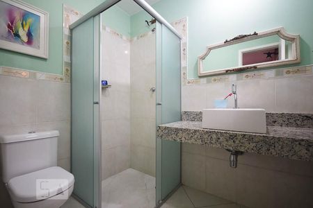 Casa à venda com 150m², 3 quartos e 2 vagas Casa à venda com 150m², 3 quartos e 2 vagasBanheiro Suíte