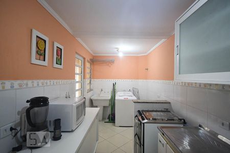 Casa à venda com 150m², 3 quartos e 2 vagas Casa à venda com 150m², 3 quartos e 2 vagasCozinha