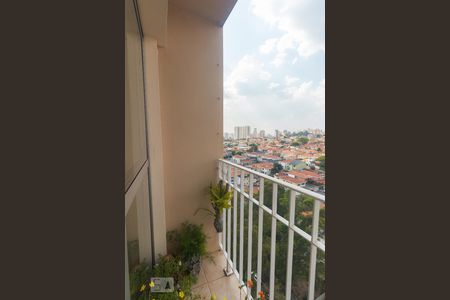 Sacada de apartamento à venda com 3 quartos, 74m² em Jardim Aeroporto, São Paulo