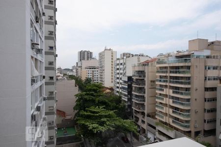 Vista da Sala de apartamento para alugar com 3 quartos, 100m² em Tijuca, Rio de Janeiro