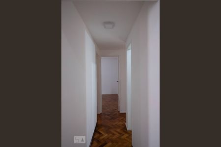 Corredor de apartamento para alugar com 3 quartos, 100m² em Tijuca, Rio de Janeiro
