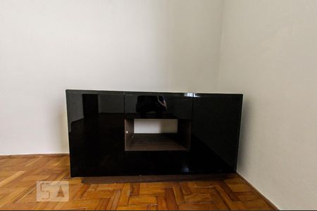 Casa à venda com 415m², 6 quartos e 4 vagasQuarto 1