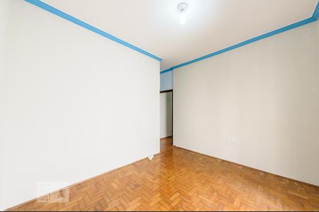 Casa à venda com 415m², 6 quartos e 4 vagasQuarto 2