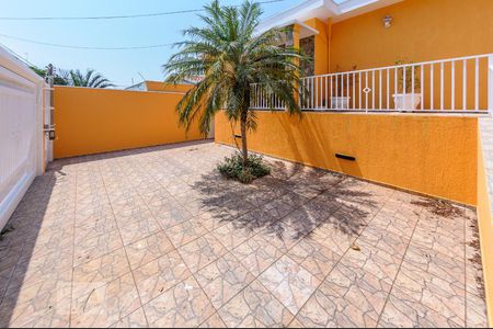 Casa à venda com 415m², 6 quartos e 4 vagasGaragem Descoberta