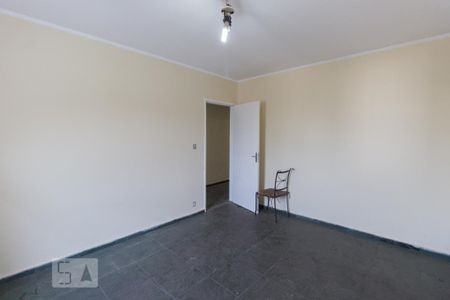 Casa à venda com 270m², 3 quartos e 2 vagasQuarto