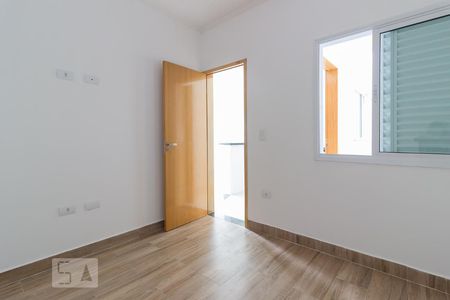 Quarto 2 de apartamento para alugar com 2 quartos, 50m² em Vila Ema, São Paulo