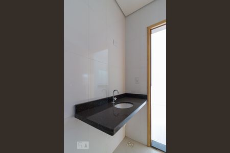 Apartamento para alugar com 50m², 2 quartos e sem vagaBanheiro