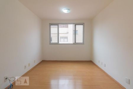 Sala de apartamento para alugar com 3 quartos, 71m² em Jardim Santo Amaro, São Paulo