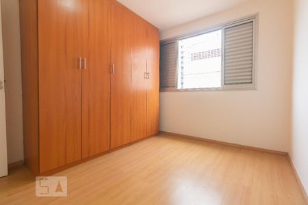 Quarto 1 de apartamento para alugar com 3 quartos, 71m² em Jardim Santo Amaro, São Paulo