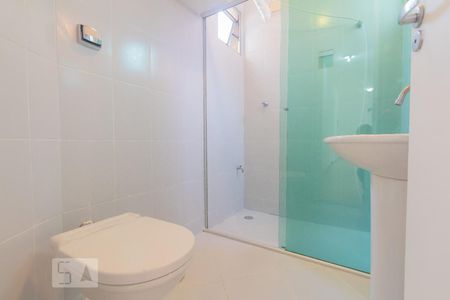 Banheiro de apartamento para alugar com 3 quartos, 71m² em Jardim Santo Amaro, São Paulo