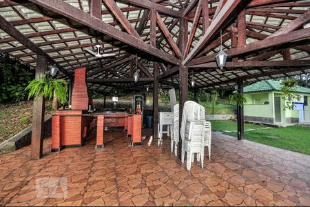 Apartamento à venda com 37m², 1 quarto e 1 vagaÁrea comum - Churrasqueira