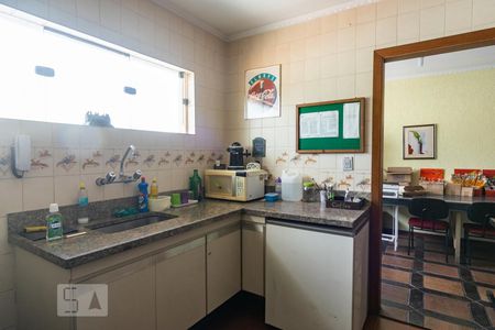 Casa à venda com 550m², 5 quartos e 6 vagasCozinha