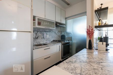 Cozinha de apartamento à venda com 1 quarto, 54m² em Vila Olímpia, São Paulo