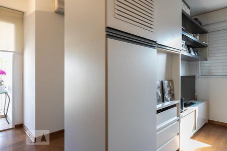 Sala de apartamento à venda com 1 quarto, 54m² em Vila Olímpia, São Paulo