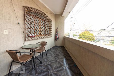 Varanda de casa à venda com 4 quartos, 227m² em Jaguaribe, Osasco