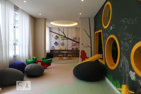 Apartamento à venda com 56m², 2 quartos e 1 vagaÁrea comum