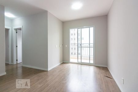 Sala de apartamento à venda com 2 quartos, 56m² em Continental, Osasco