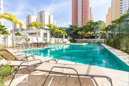 Apartamento à venda com 56m², 2 quartos e 1 vagaÁrea comum - Piscina