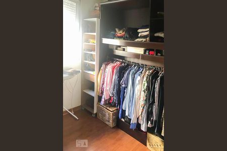 Apartamento à venda com 75m², 3 quartos e 2 vagasQuarto