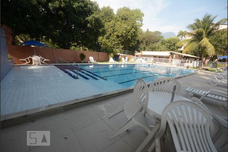 Apartamento à venda com 73m², 3 quartos e 1 vagaÁrea comum - Piscina