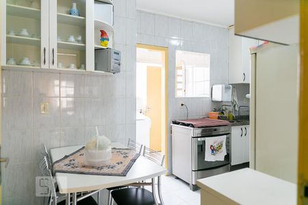 Apartamento à venda com 102m², 2 quartos e sem vagaCozinha