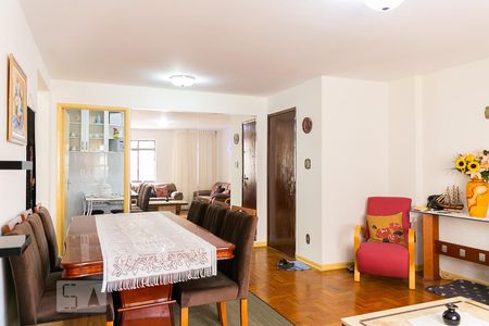 Apartamento à venda com 102m², 2 quartos e sem vagaSala