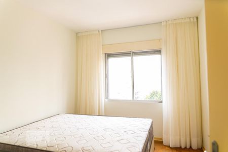 Apartamento à venda com 102m², 2 quartos e sem vagaQuarto 2
