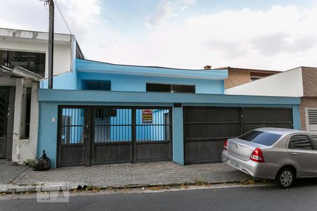 Casa à venda com 300m², 3 quartos e 3 vagasFachada