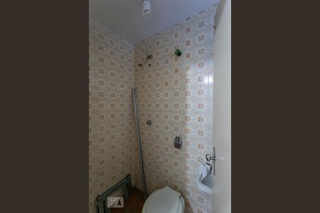 Casa à venda com 300m², 3 quartos e 3 vagasBanheiro de Serviço