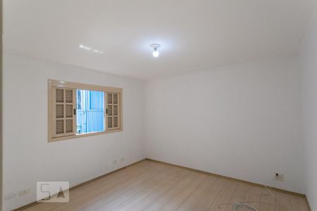 Casa à venda com 300m², 3 quartos e 3 vagasSuíte