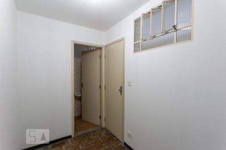 Casa à venda com 300m², 3 quartos e 3 vagasQuarto de Serviço