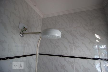 Casa à venda com 140m², 3 quartos e 2 vagasChuveiro do Banheiro