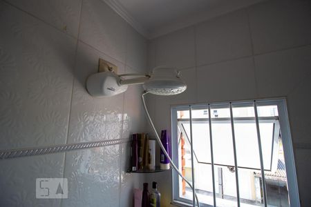 Casa à venda com 140m², 3 quartos e 2 vagasBanheiro do quarto 2