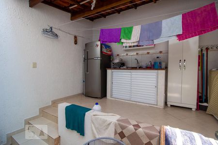 Area de serivço de casa à venda com 3 quartos, 140m² em Vila Guiomar, Santo André