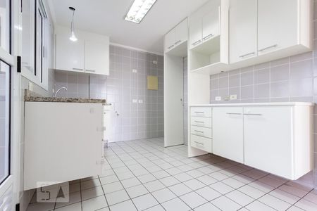 Apartamento para alugar com 101m², 3 quartos e 2 vagasCozinha