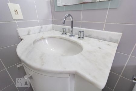 Apartamento para alugar com 101m², 3 quartos e 2 vagasBanheiro do Quarto 3