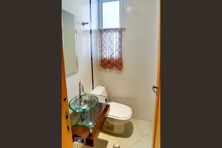 Apartamento à venda com 180m², 4 quartos e 4 vagasLavabo