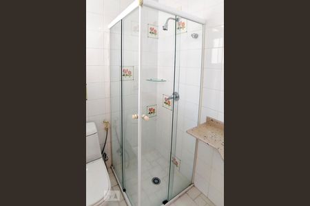 Apartamento à venda com 180m², 4 quartos e 4 vagasBanheiro da Suíte 2